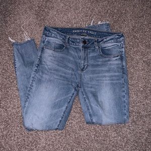 American Eagle Ripped Jegging